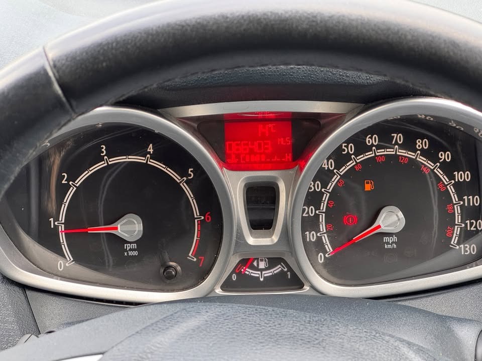 Used Ford Fiesta 2012 for sale - 77398470: Photo 12