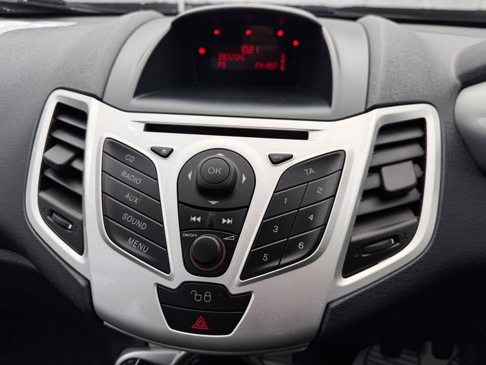 Used Ford Fiesta 2012 for sale - 77398470: Photo 17