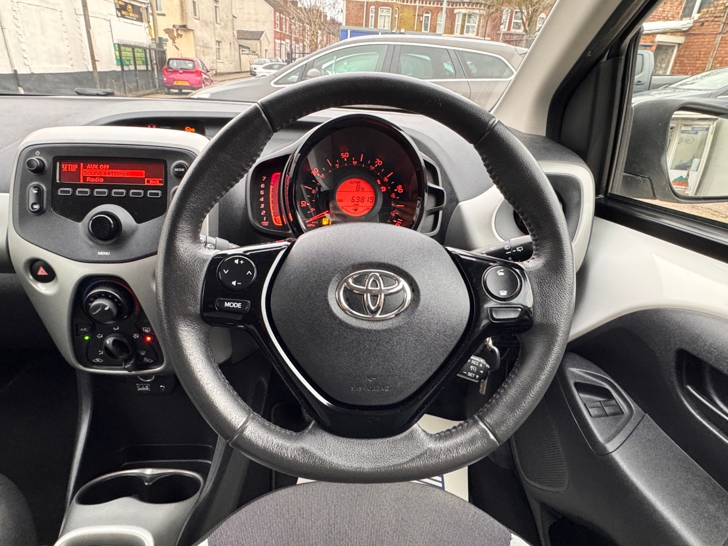 Used Toyota AYGO 2015 for sale - 77896720: Photo 15