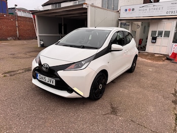Used Toyota AYGO 2015 for sale - 77896720: Photo