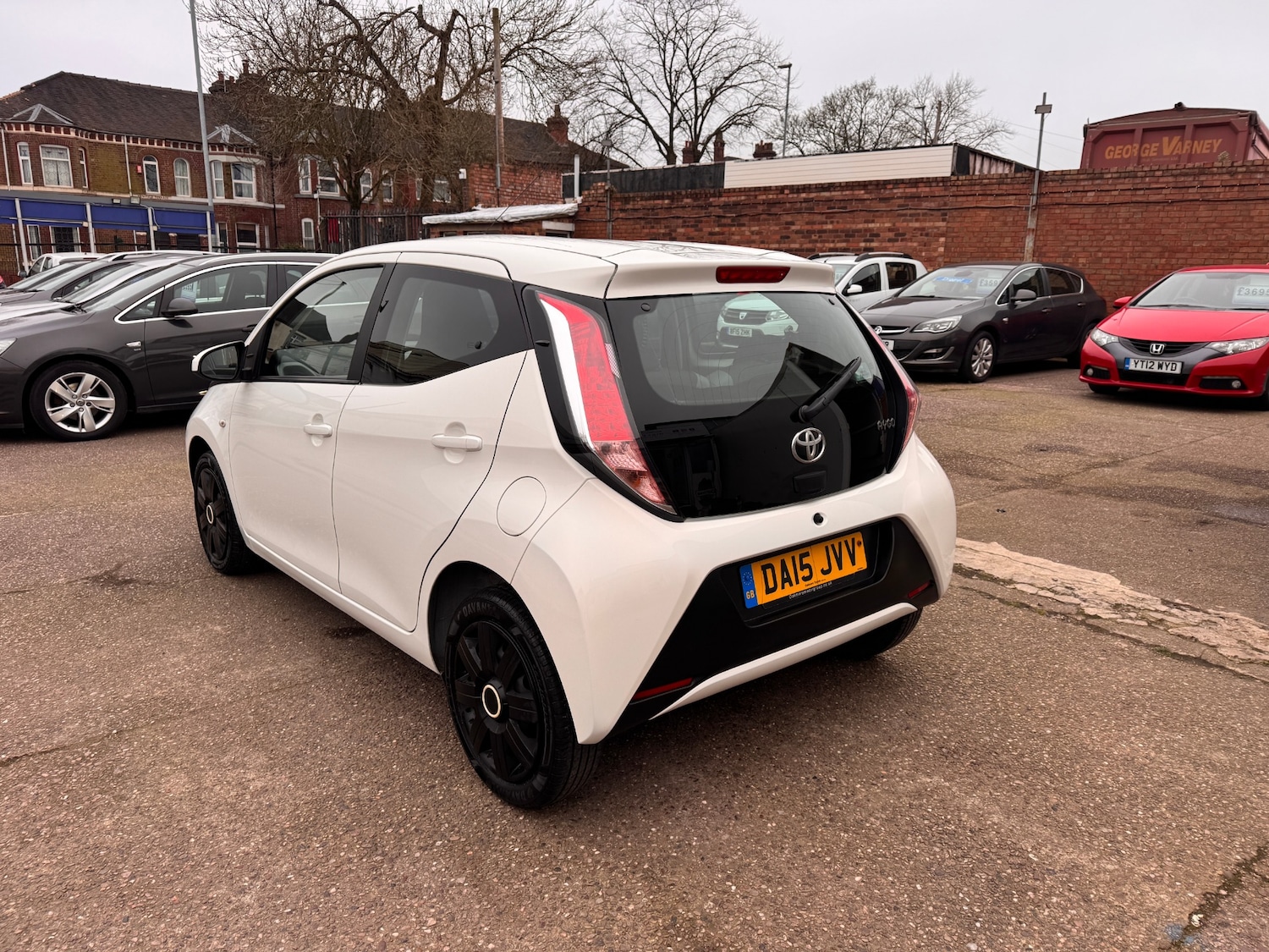 Used Toyota AYGO 2015 for sale - 77896720: Photo 7