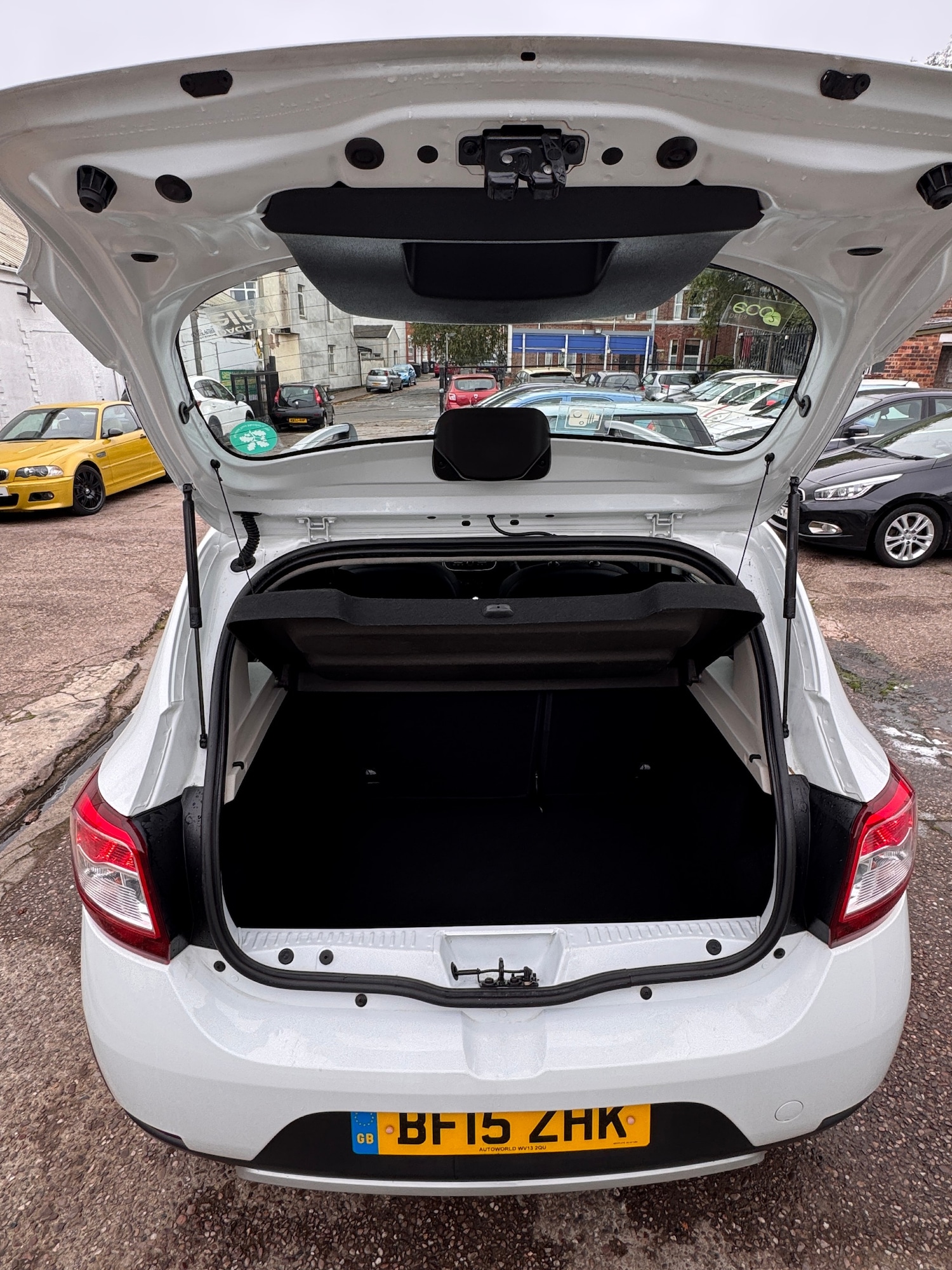 Used Dacia Sandero Stepway 2015 for sale - 77896747: Photo 17