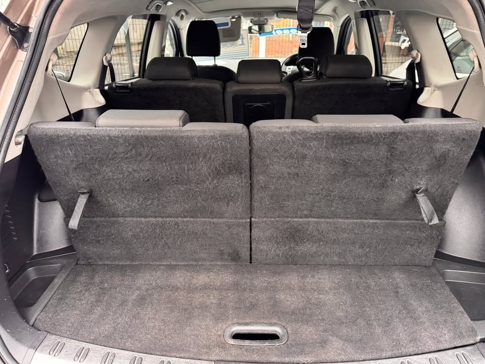 Used Nissan Qashqai+2 2010 for sale - 77395285: Photo 11