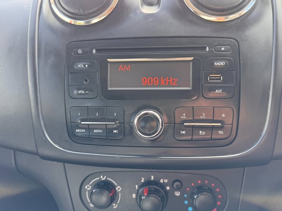 Used Dacia Sandero 2016 for sale - 77395345: Photo 18