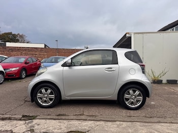 Used Toyota IQ 2010 for sale - 77395298: Photo