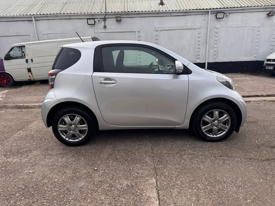 Used Toyota IQ 2010 for sale - 77395298: Photo 8