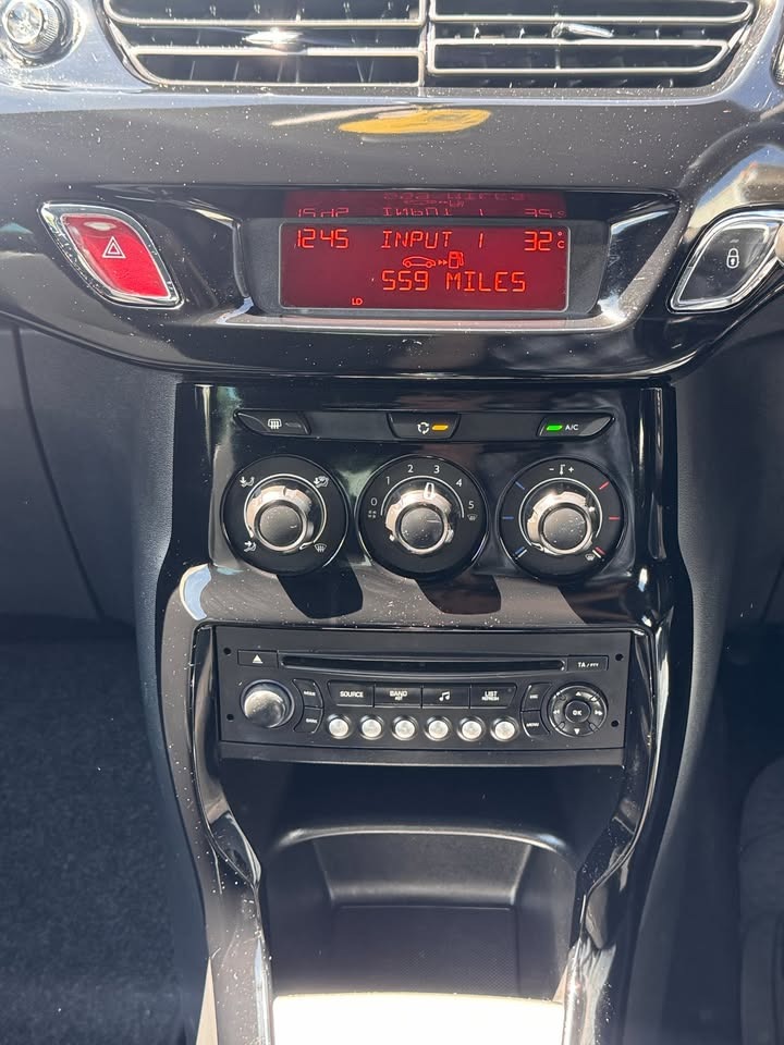 Used Citroen DS3 2010 for sale - 77395347: Photo 12