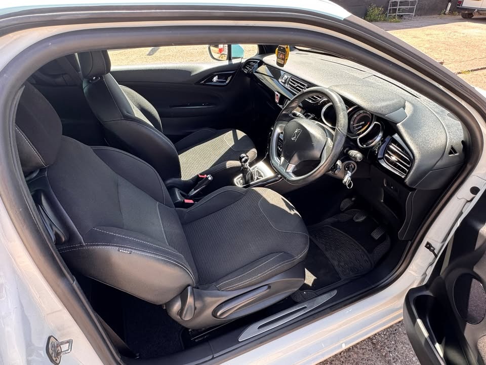 Used Citroen DS3 2010 for sale - 77395347: Photo 20