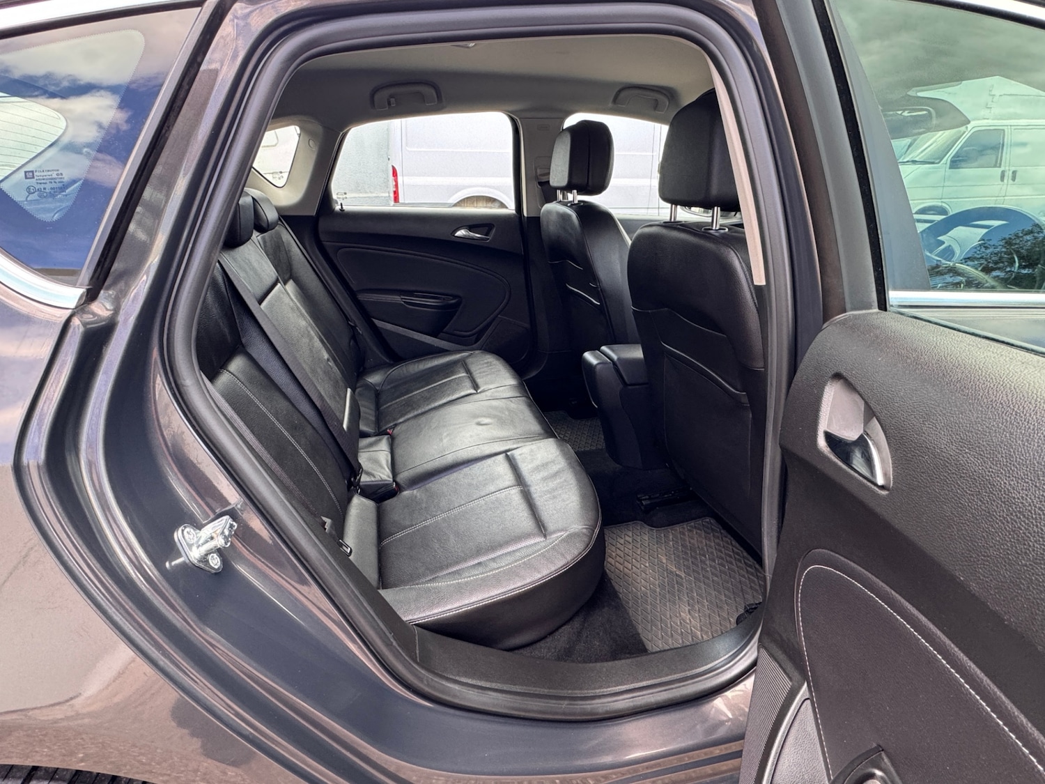 Used Vauxhall Astra 2013 for sale - 77896802: Photo 19