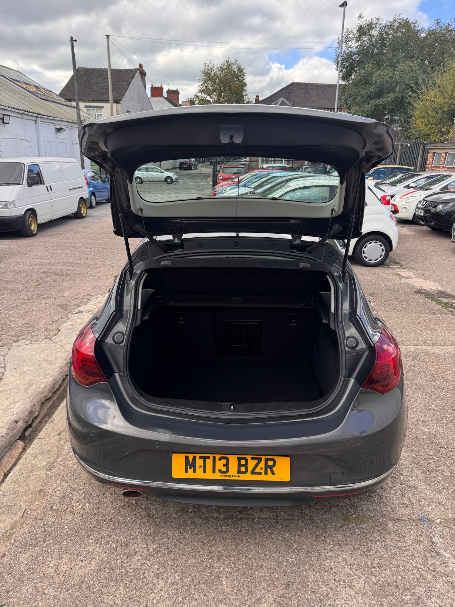 Used Vauxhall Astra 2013 for sale - 77896802: Photo 9