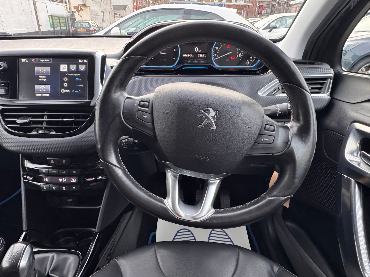 Used Peugeot 2008 2015 for sale - 77896755: Photo 14