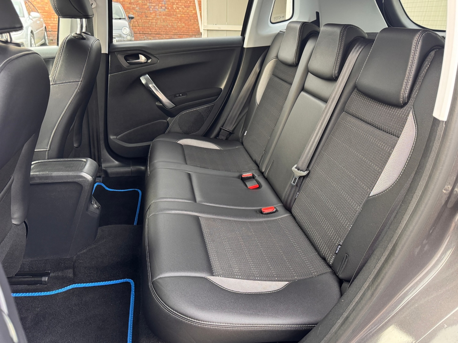 Used Peugeot 2008 2015 for sale - 77896755: Photo 23