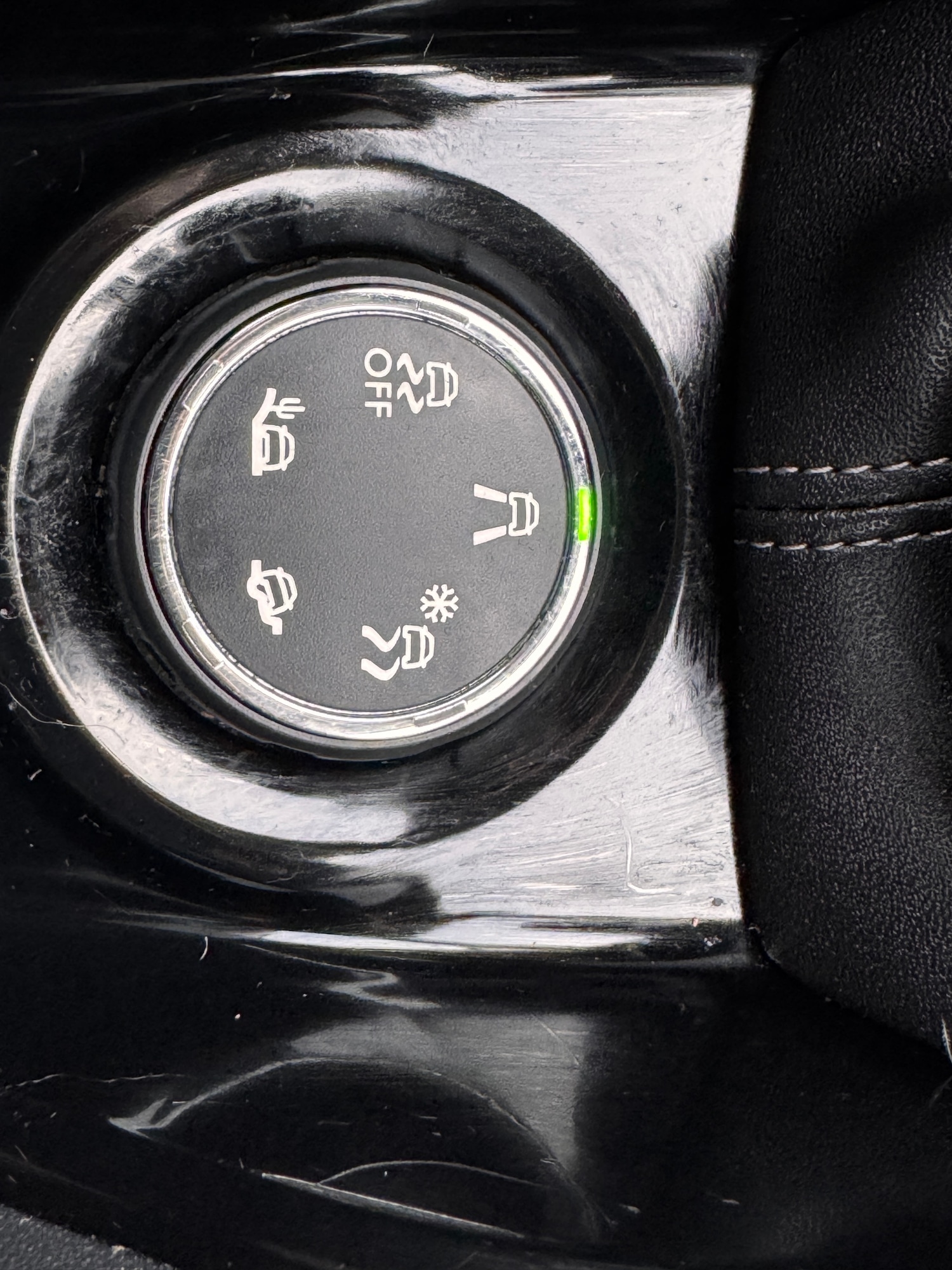 Used Peugeot 2008 2015 for sale - 77896755: Photo 25