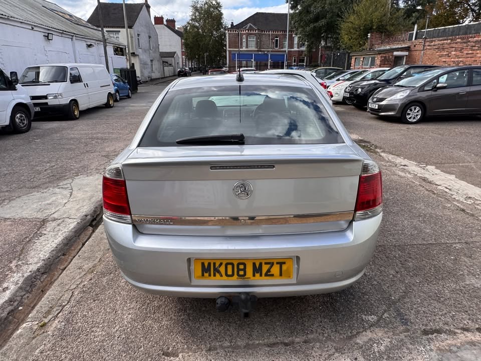 Used Vauxhall Vectra 2008 for sale - 77398474: Photo 7