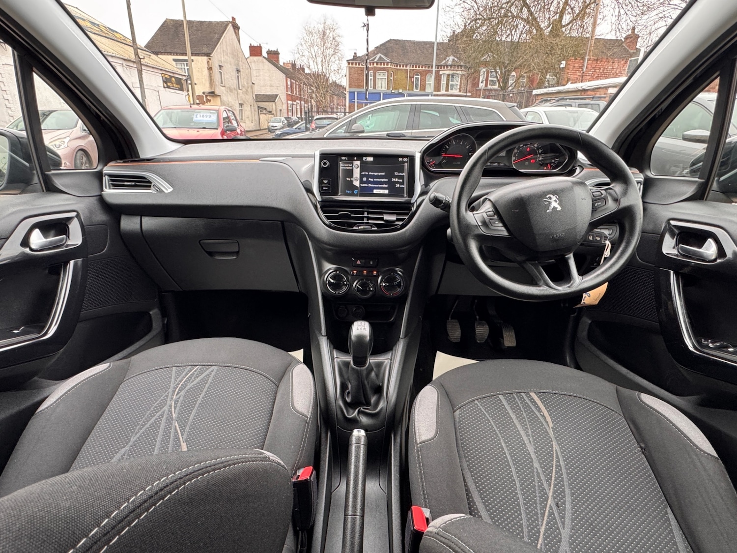 Used Peugeot 208 2014 for sale - 77896752: Photo 15