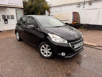 Used Peugeot 208 2015 for sale - 79799147: Photo