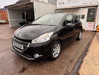 Used Peugeot 208 2015 for sale - 79799147: Photo