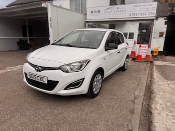 Used Hyundai i20 2015 for sale - 79570348: Photo