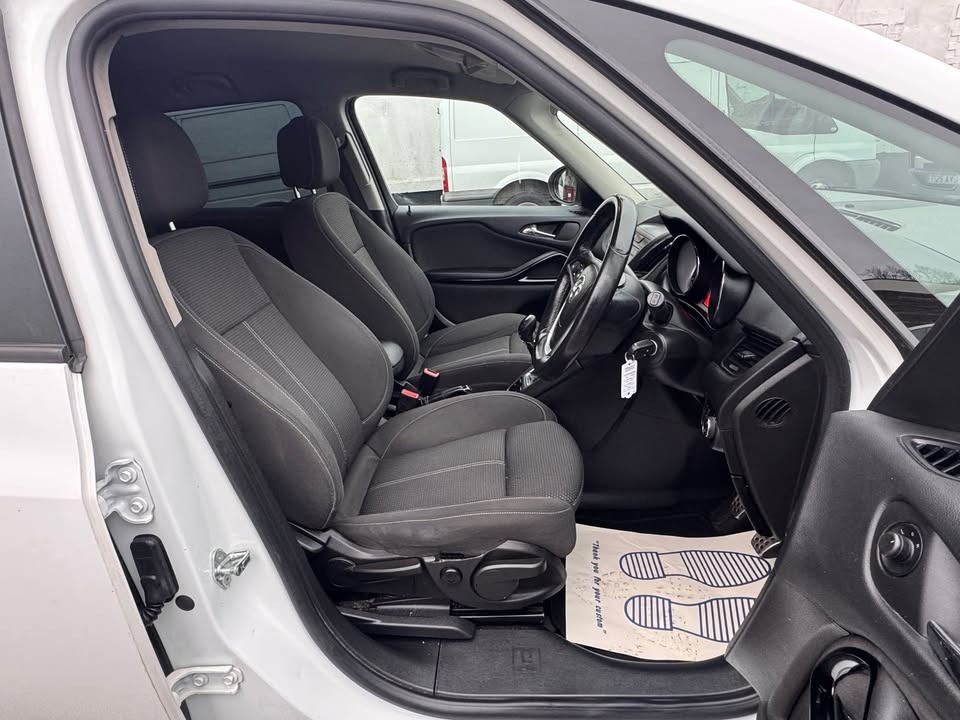 Used Vauxhall Zafira 2014 for sale - 77398473: Photo 16
