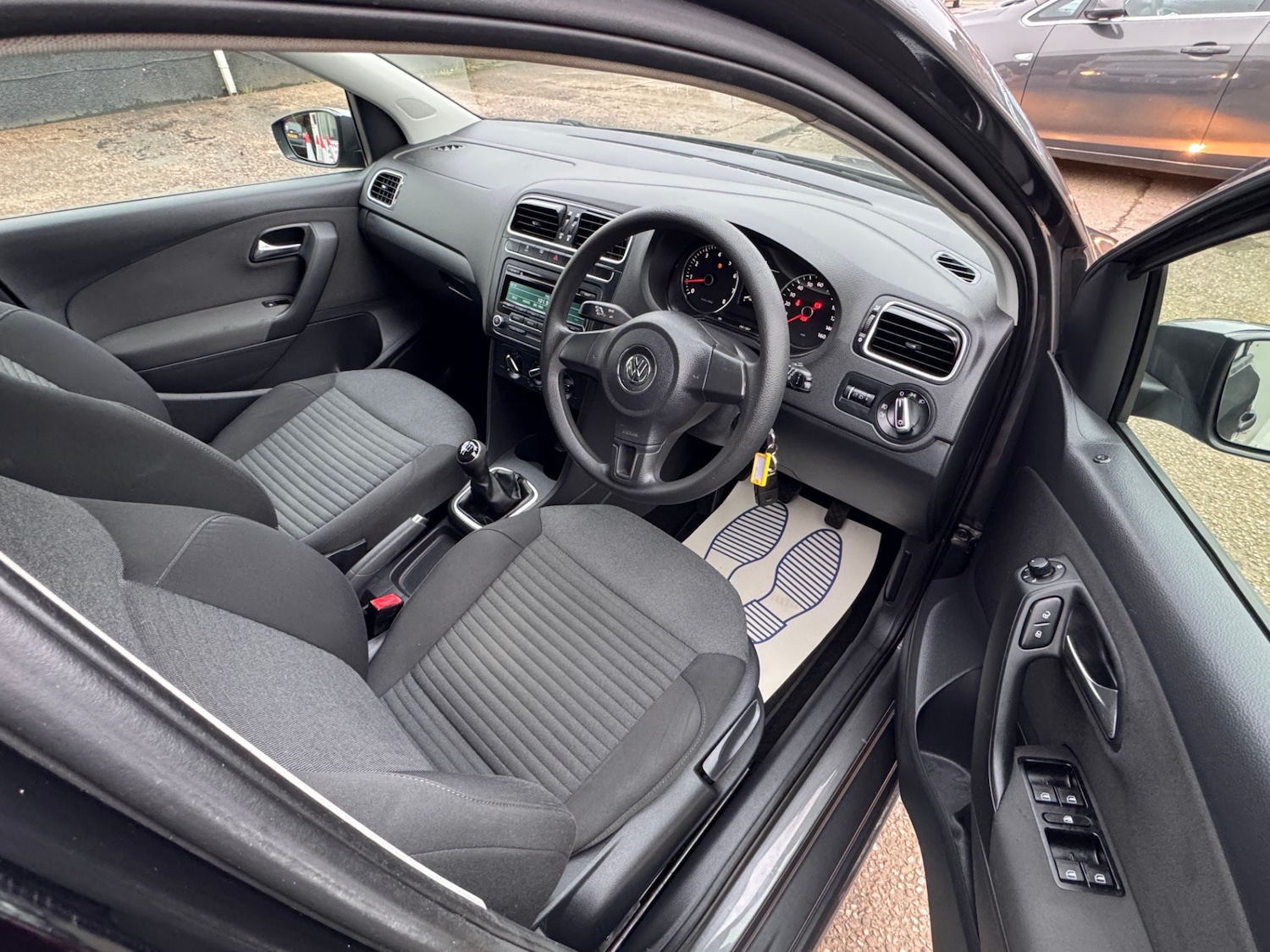 Used Volkswagen Polo 2013 for sale - 77896743: Photo 11