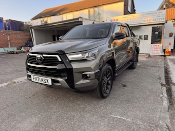 Used Toyota Hilux 2021 for sale - 79581844: Photo