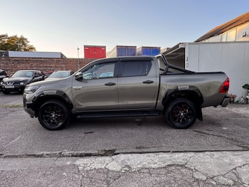 Used Toyota Hilux 2021 for sale - 79581844: Photo
