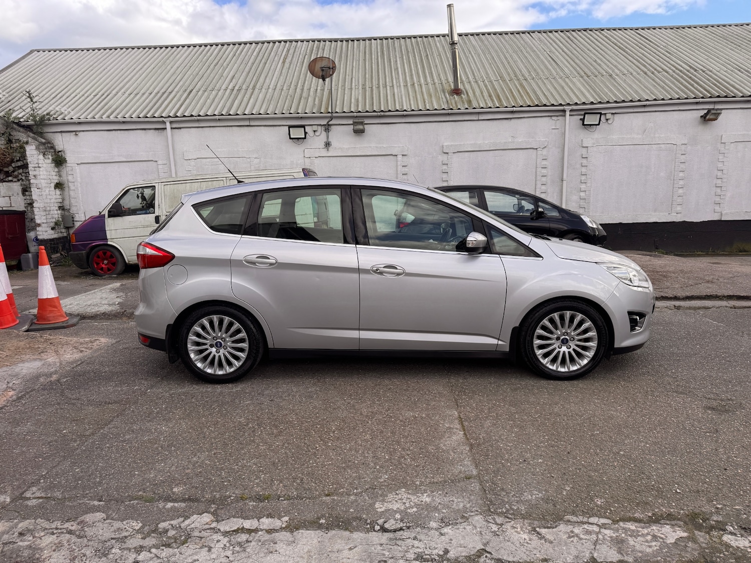 Used Ford C-Max 2012 for sale - 78150985: Photo 9