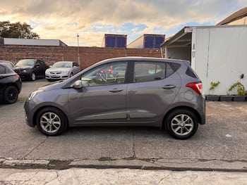 Used Hyundai i10 2015 for sale - 79754220: Photo