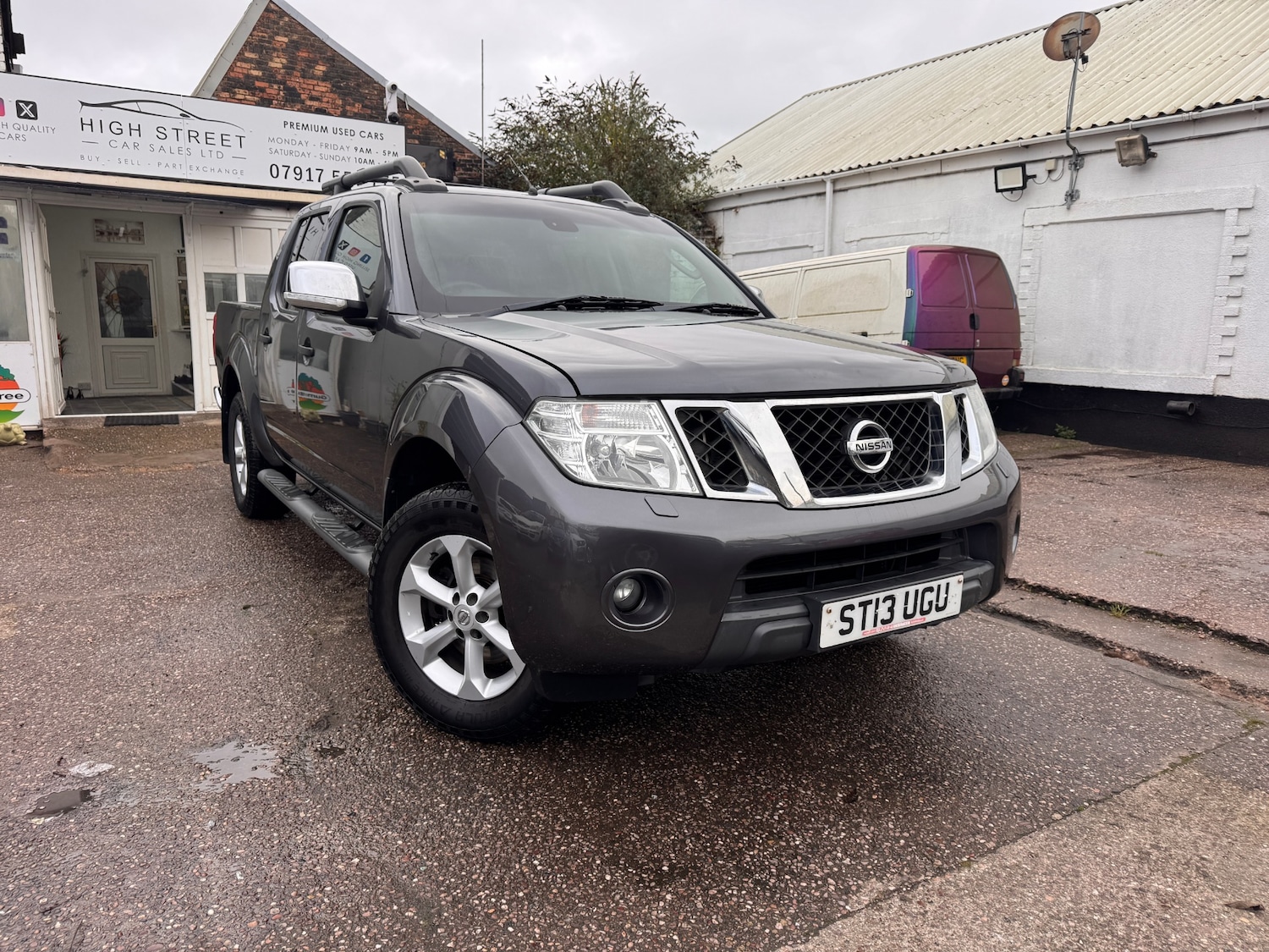 Used Nissan Navara 2013 for sale - 77896599: Photo 1