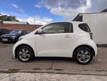 Used Toyota IQ 2010 for sale - 78681203: Photo