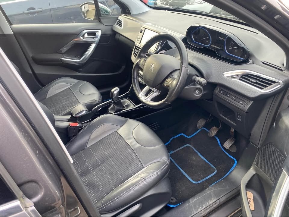 Used Peugeot 2008 2015 for sale - 77563669: Photo 5