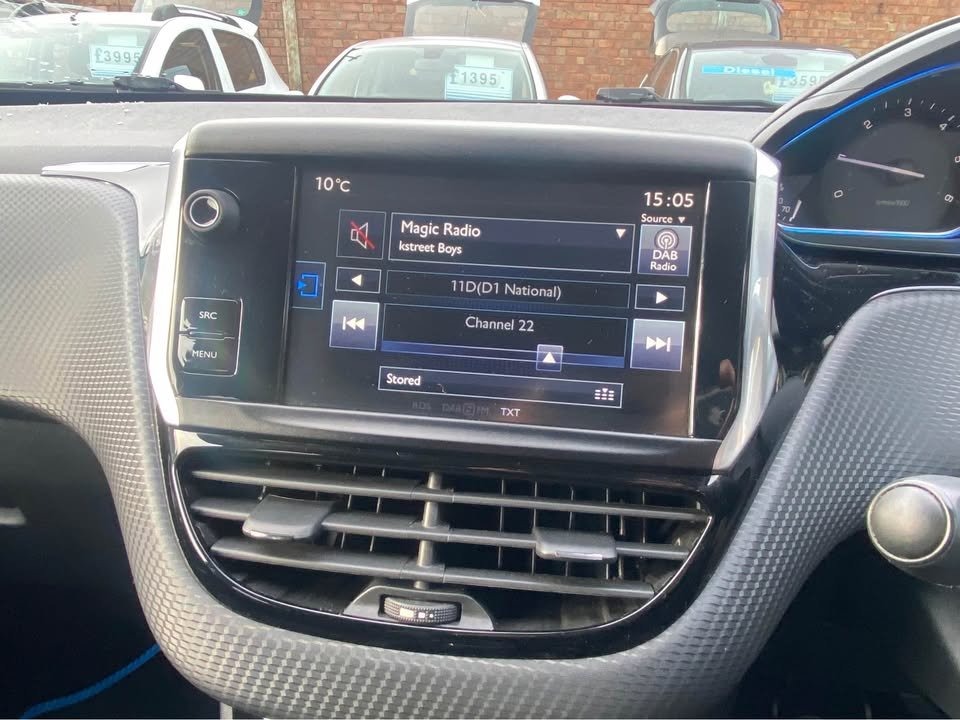 Used Peugeot 2008 2015 for sale - 77563669: Photo 7