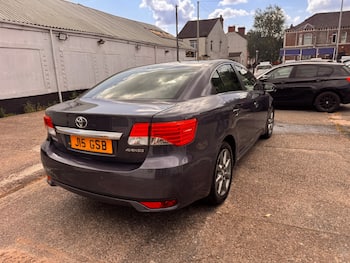 Used Toyota Avensis 2013 for sale - 79815328: Photo