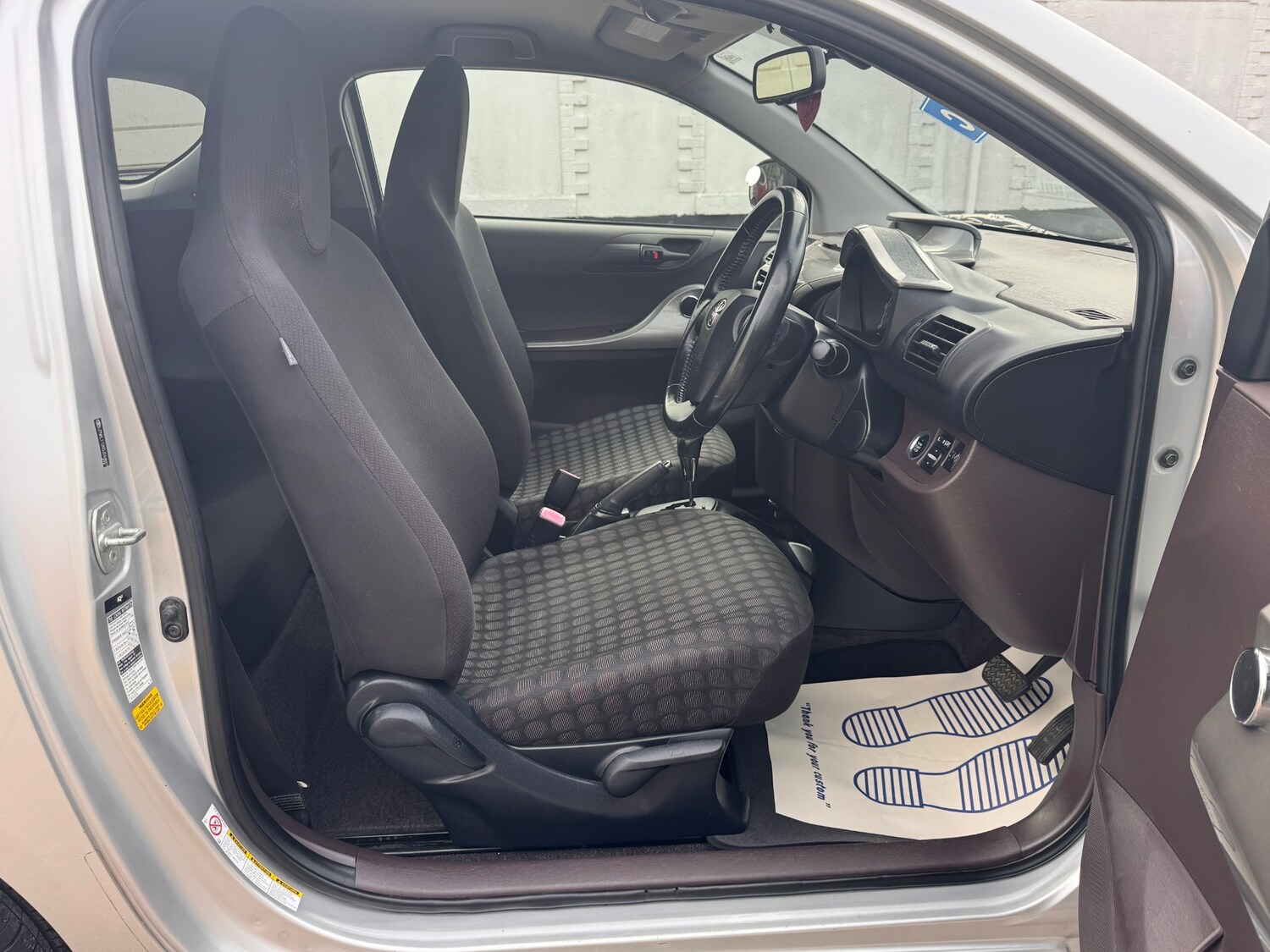 Used Toyota IQ 2010 for sale - 77896767: Photo 15