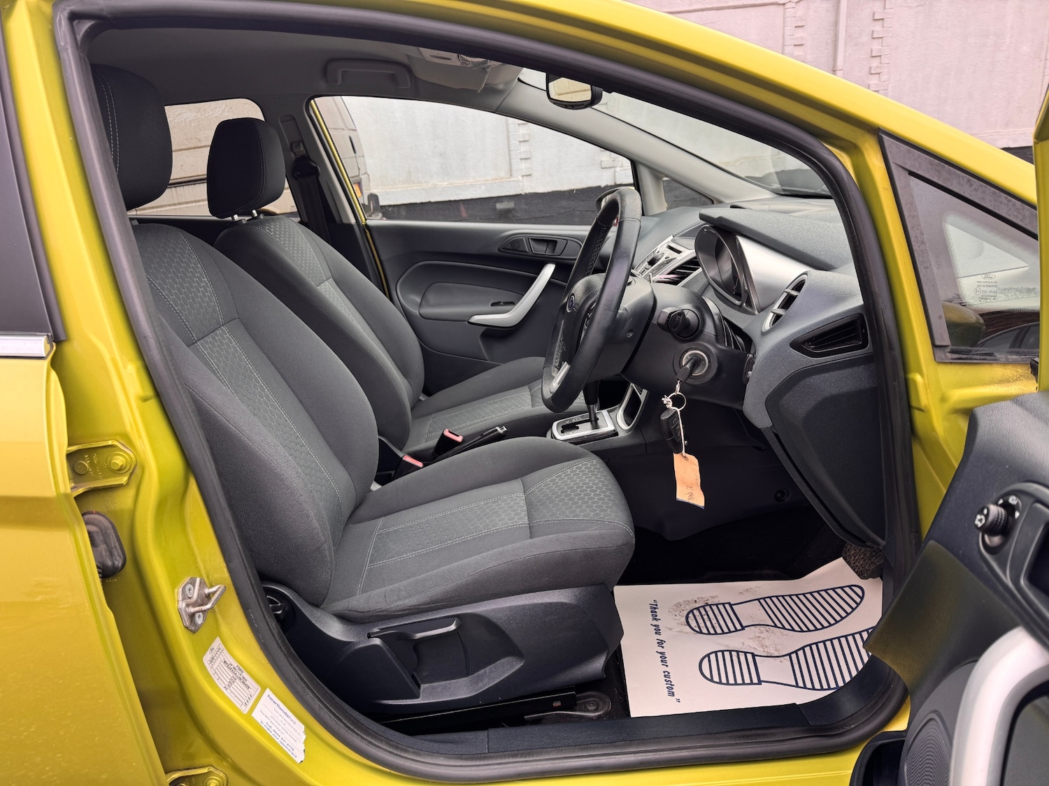 Used Ford Fiesta 2010 for sale - 77896759: Photo 10