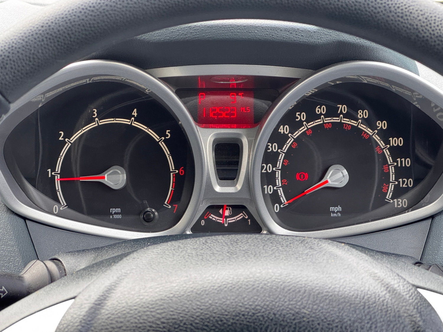 Used Ford Fiesta 2010 for sale - 77896759: Photo 13