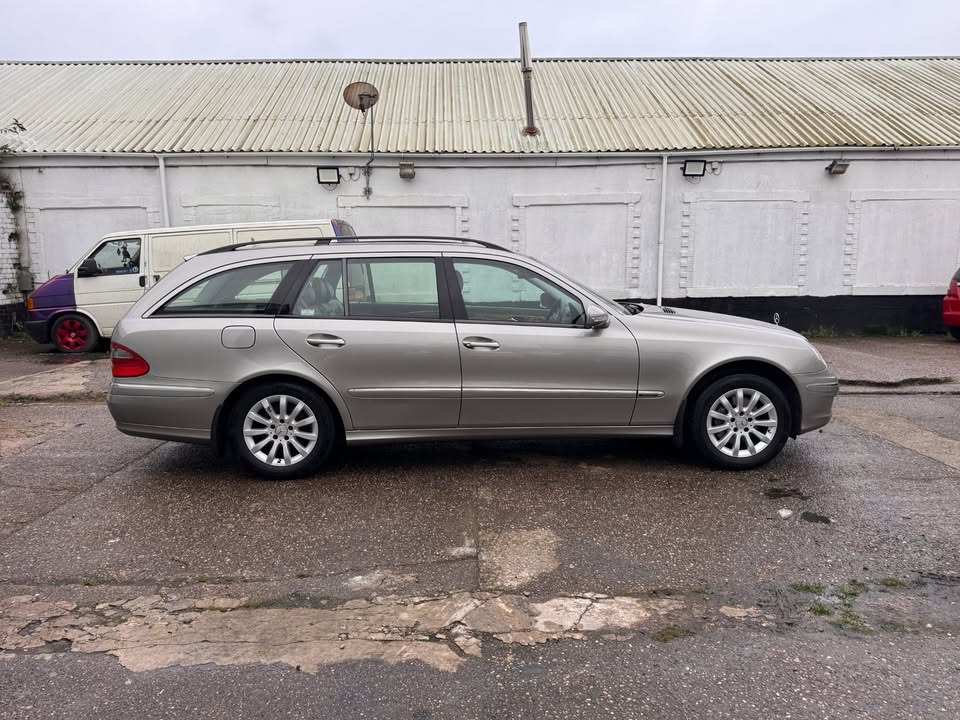 Used Mercedes-Benz E Class 2006 for sale - 77398466: Photo 11