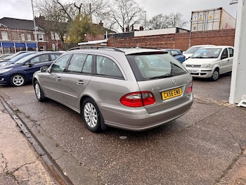 Used Mercedes-Benz E Class 2006 for sale - 77398466: Photo
