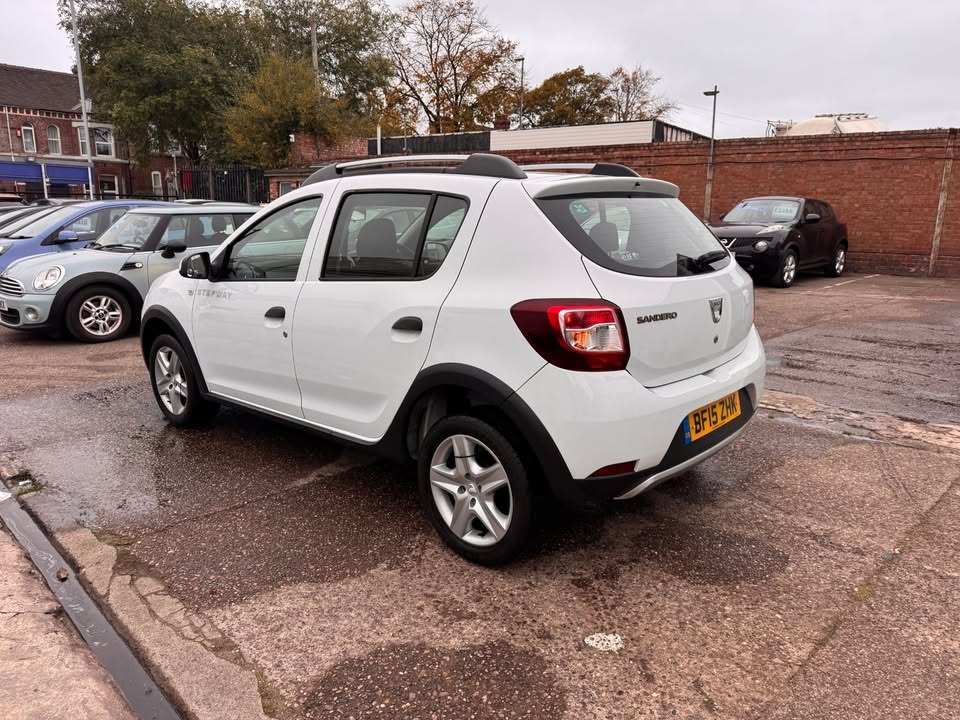Used Dacia Sandero Stepway 2015 for sale - 77395343: Photo 5