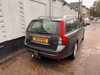Used Volvo V50 2011 for sale - 79684616: Photo