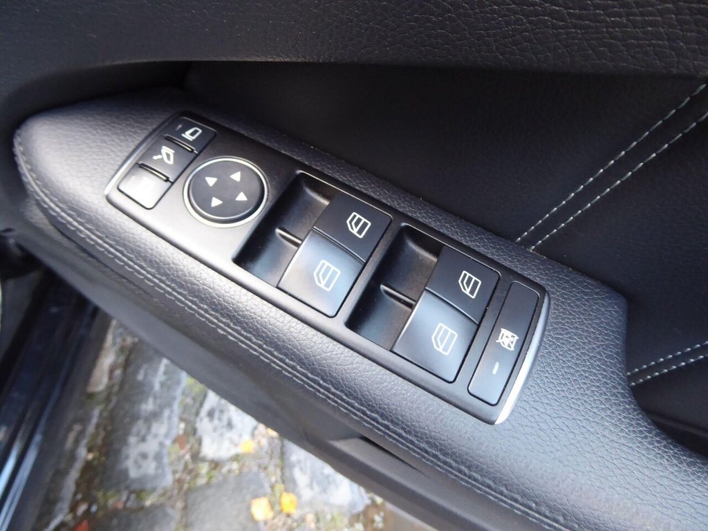 Used Mercedes-Benz E Class 2013 for sale - 76724322: Photo 18