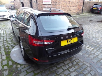 Used Skoda Superb 2021 for sale - 77027496: Photo