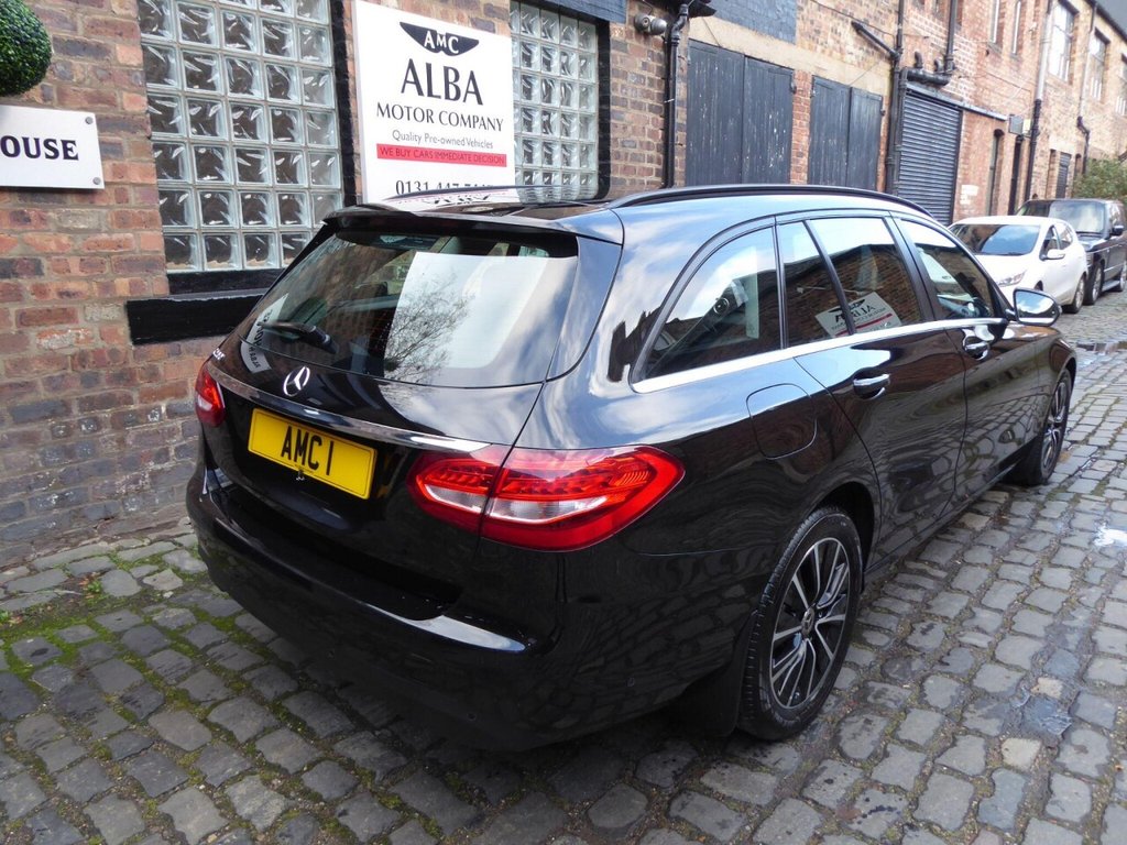 Used Mercedes-Benz C Class 2018 for sale - 76725031: Photo 6