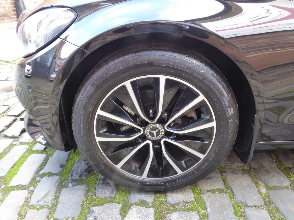 Used Mercedes-Benz C Class 2018 for sale - 76725031: Photo 9