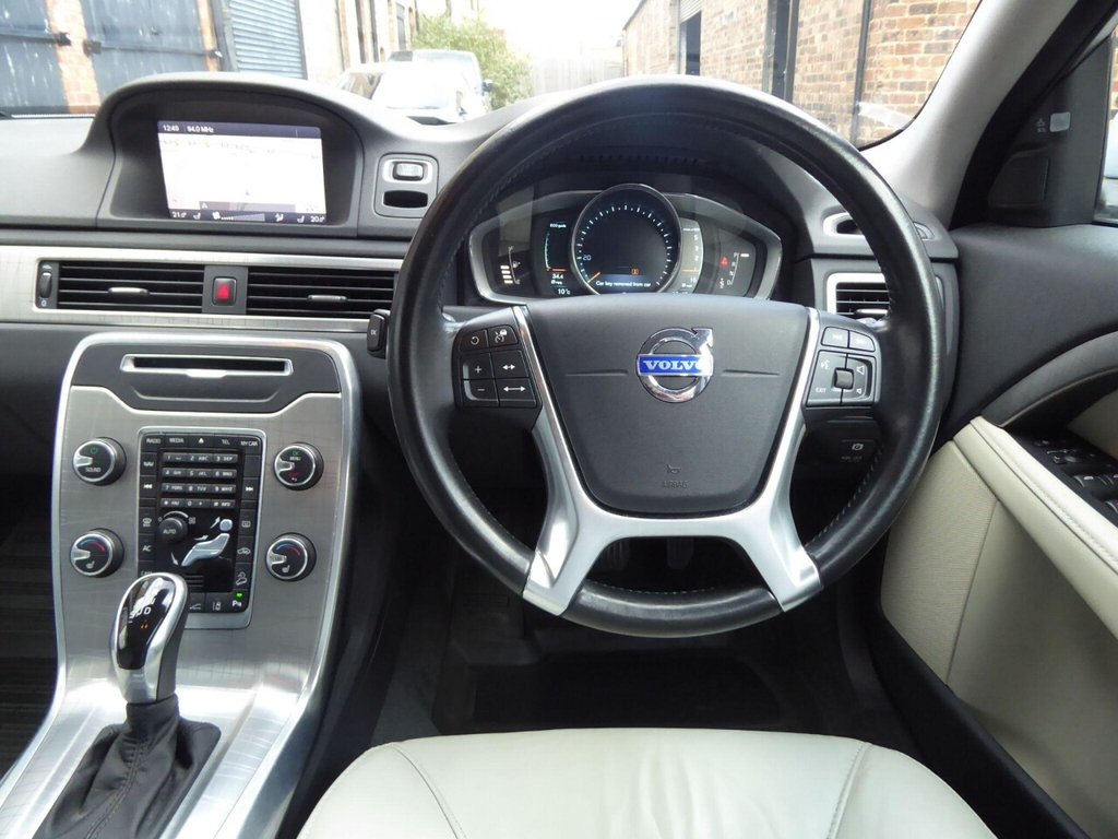 Used Volvo XC70 2014 for sale - 76724327: Photo 10
