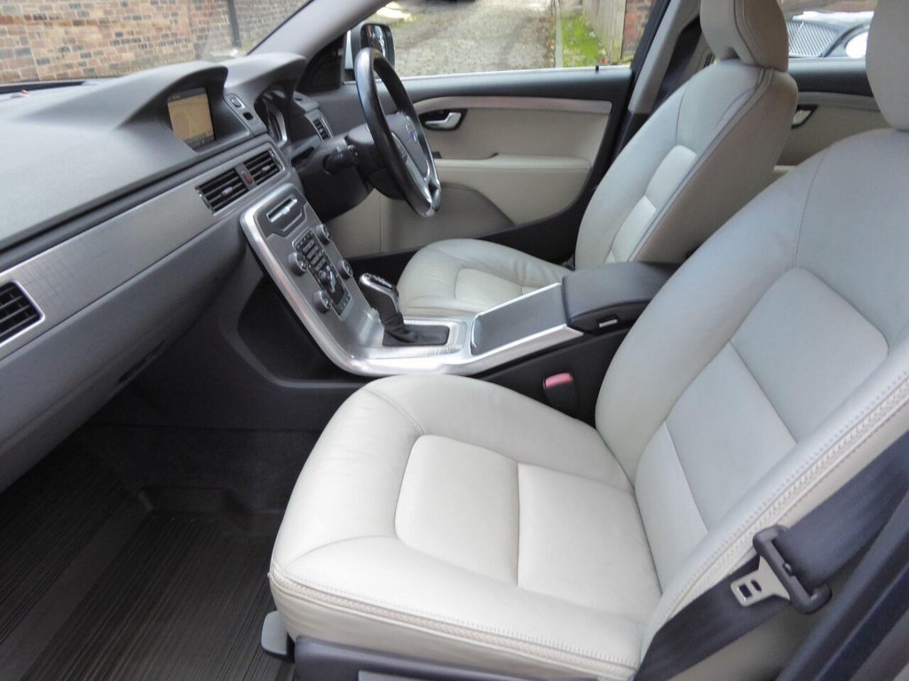 Used Volvo XC70 2014 for sale - 76724327: Photo 13