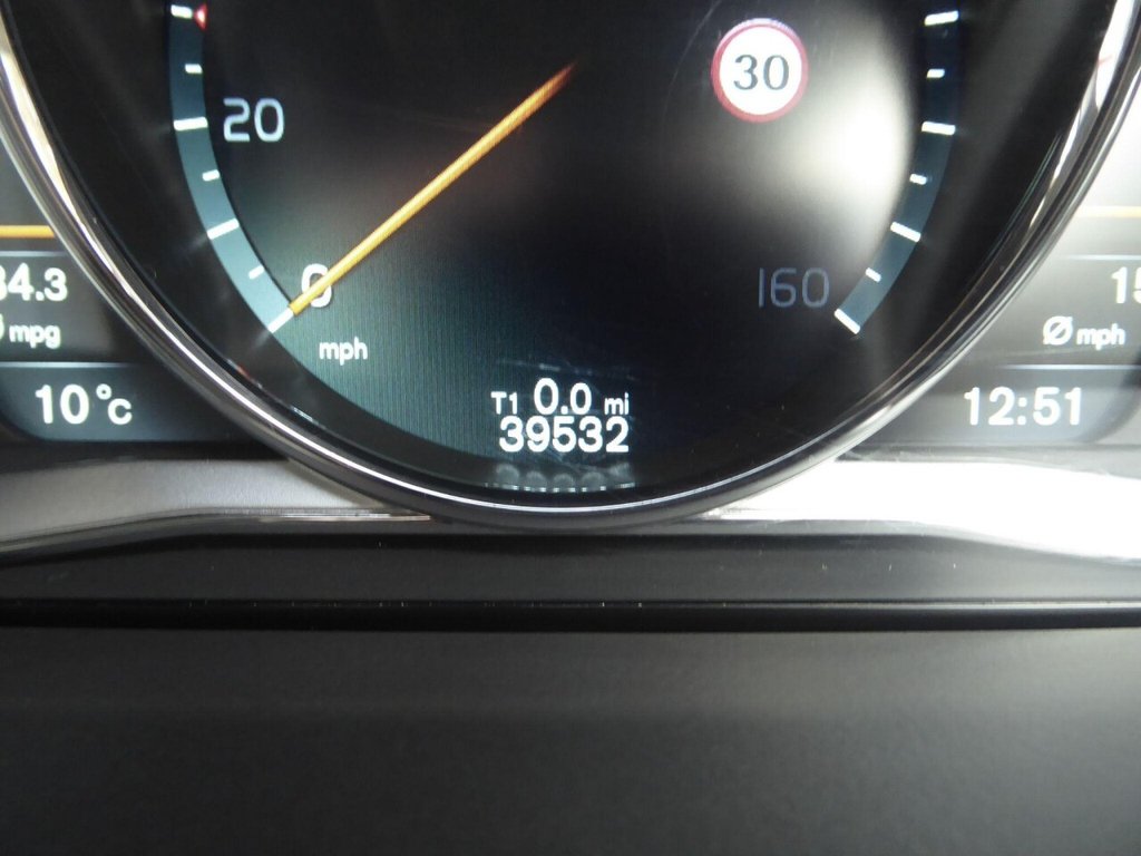 Used Volvo XC70 2014 for sale - 76724327: Photo 18