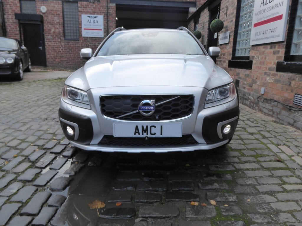 Used Volvo XC70 2014 for sale - 76724327: Photo 2