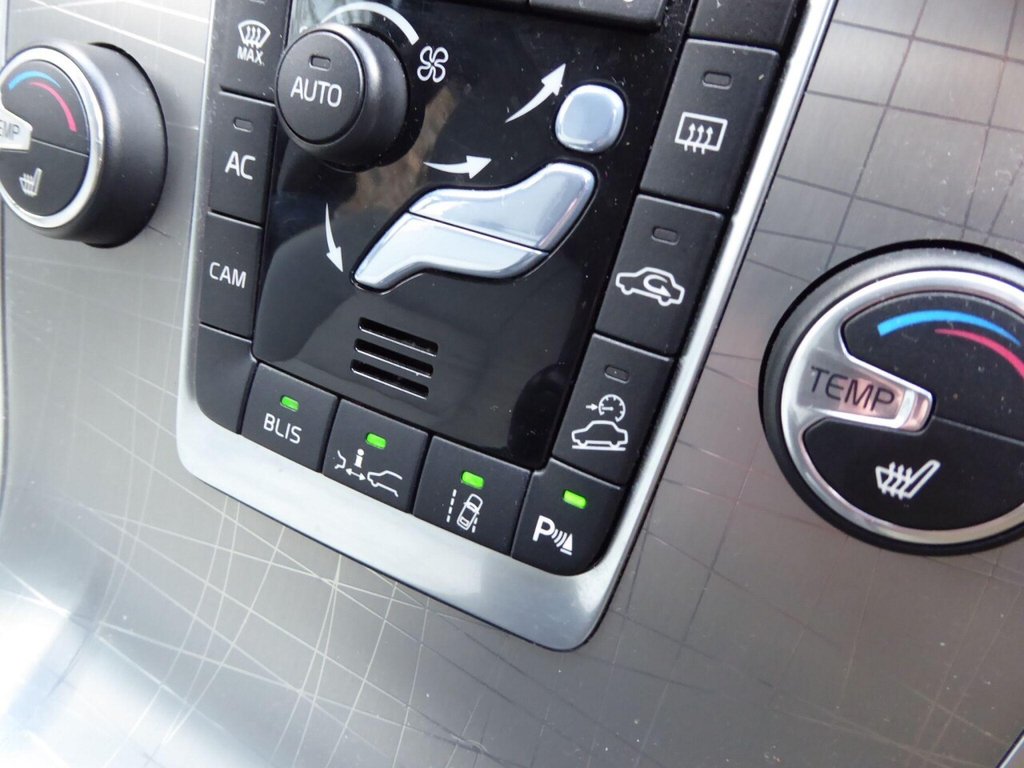 Used Volvo XC70 2014 for sale - 76724327: Photo 22