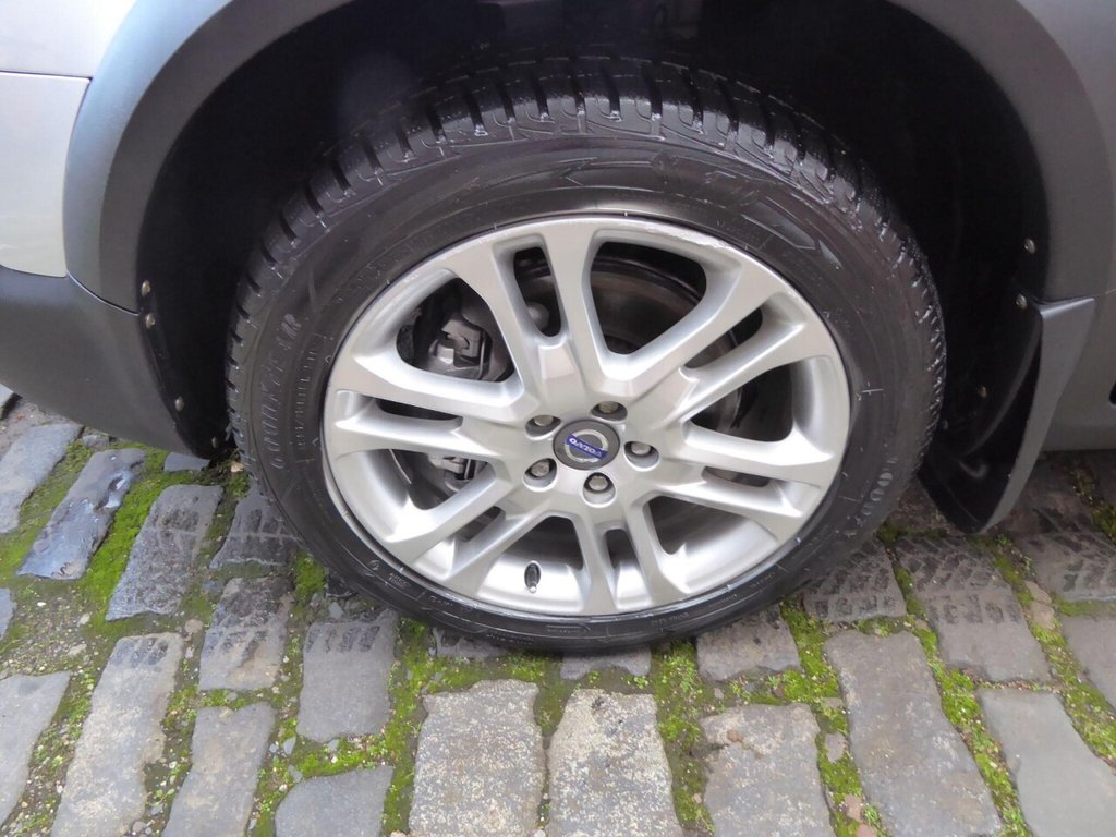 Used Volvo XC70 2014 for sale - 76724327: Photo 8